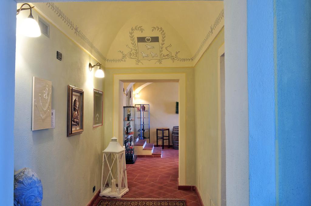 La Foresteria Del Castello - Wellness Hotel In Dimora Storica Castell'Alfero Exterior photo