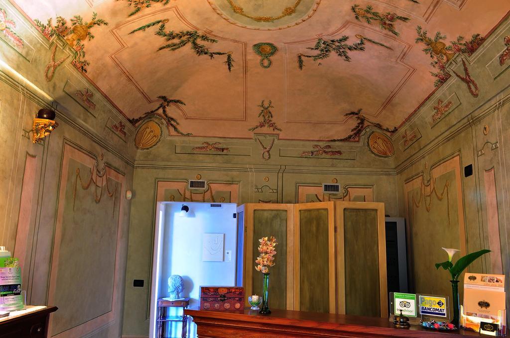 La Foresteria Del Castello - Wellness Hotel In Dimora Storica Castell'Alfero Exterior photo