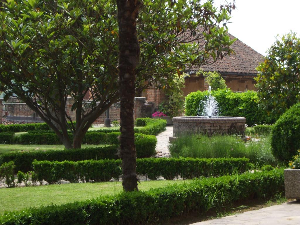 La Foresteria Del Castello - Wellness Hotel In Dimora Storica Castell'Alfero Exterior photo